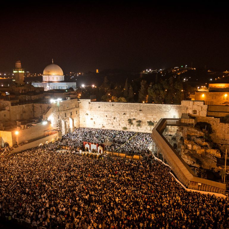 Kotel at Selichot