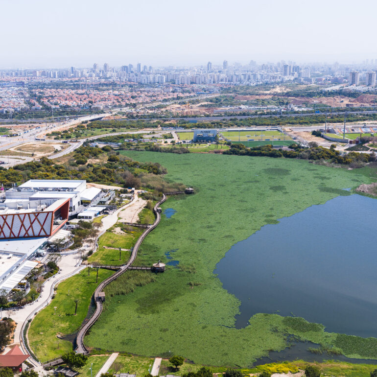 אגמון הסופרלנד צילום אווירי בראשלצ